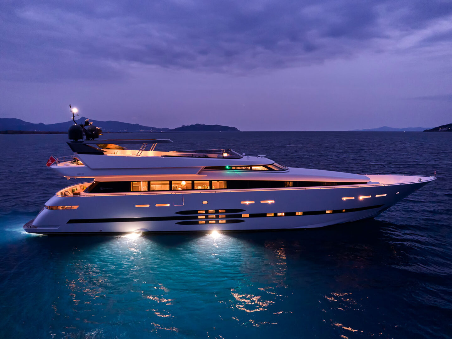 O’NEIRO | Golden Yachts